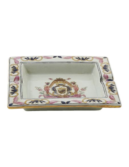 Cenicero de porcelana. Cenicero rectang. 19cm c/peana de bronce -AnaMaria