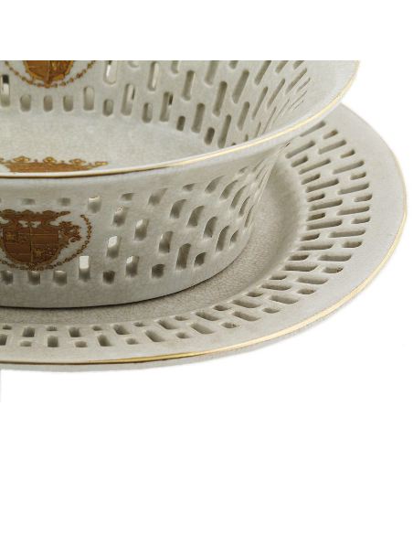 Centro de mesa de porcelana. Centro labrado con plato 29cm -Infantas