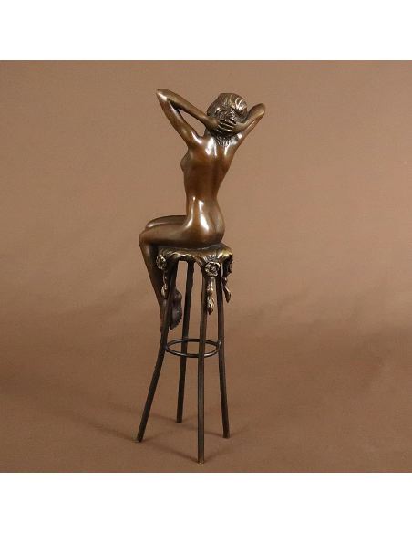 Sculpture en bronze: Femme nue Art déco "l'éveil" -Patine brune