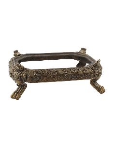 Socle en bronze patiné: Socle en bronze rectangulaire 22,5x30,5cm