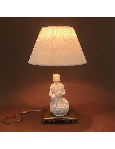 Pied de lampe en bronze patiné: Socle en bronze, pied de lampe pour objet 22x15cm