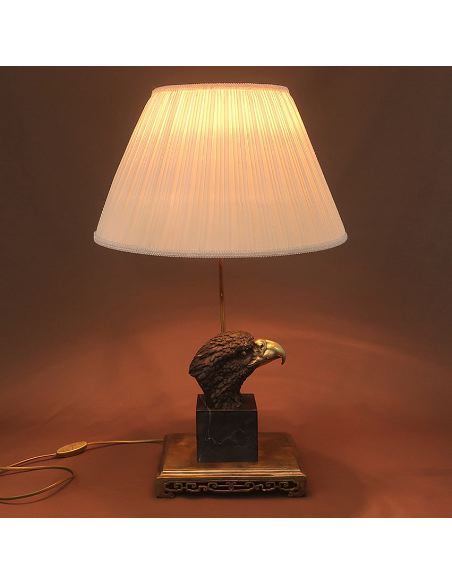 Pied de lampe en bronze patiné: Socle en bronze, pied de lampe pour objet 22x15cm