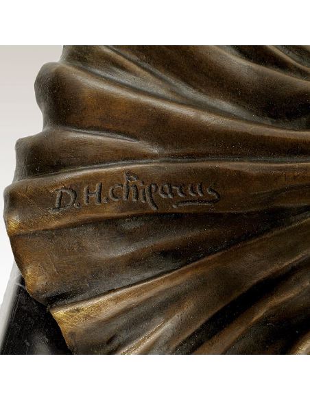 Sculpture en bronze: Femme assise Art déco "Tanara" -Patine brune