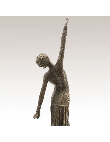 Sculpture en bronze: Femme Art déco "Pas de danse" -Patine brune