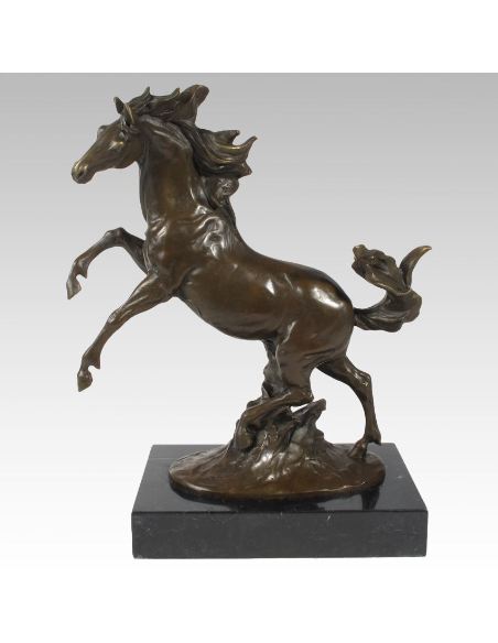 Sculpture en bronze: Cheval cabré -Patine brune
