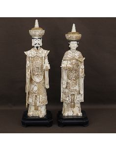 Sculpture sur os: Empereur et Impératrice debout 049 cm avec socle